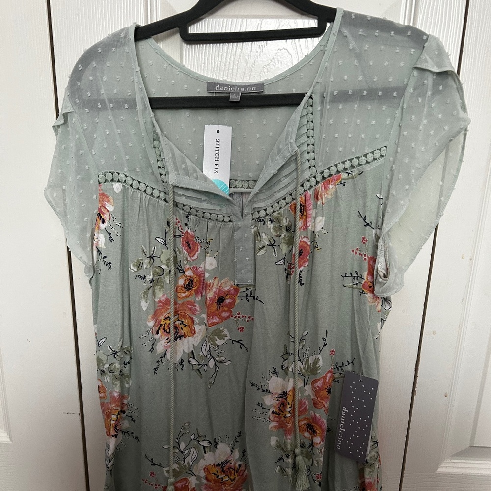 Daniel Rainn Mint Floral Blouse